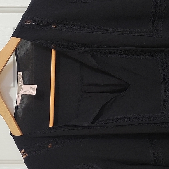 Forever 21 blouse, L - Picture 2 of 4